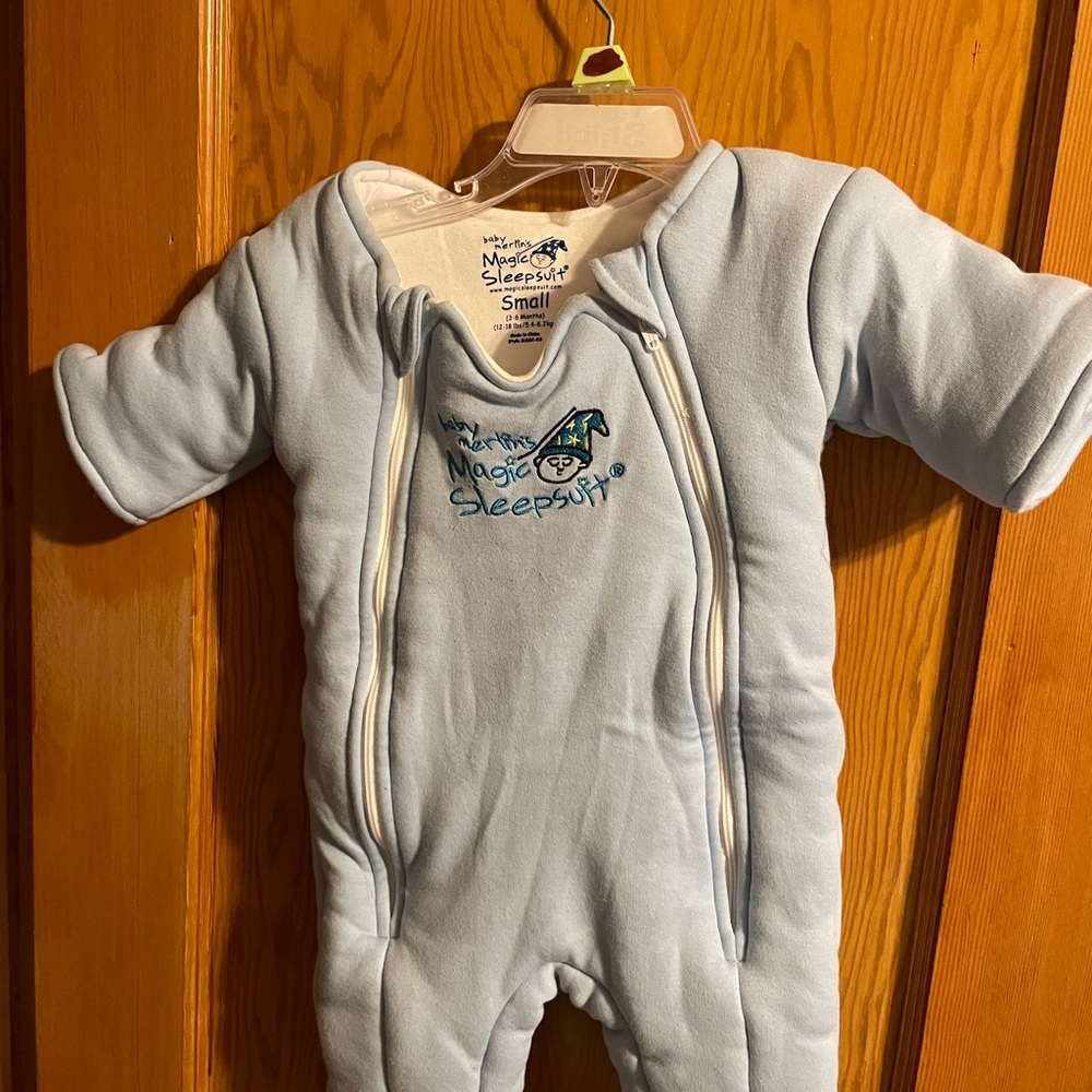 Magic Sleepsuit Light Blue Infant One-Piece Sleeper - Small